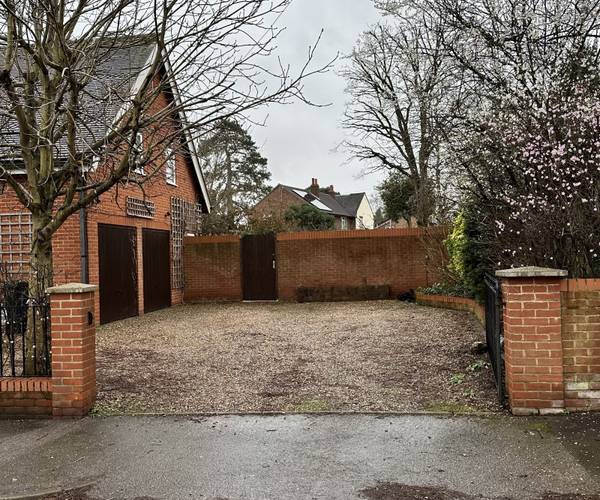 Parking on Highfield Road, SG13