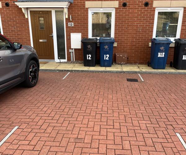 Woodpecker Close, NG2