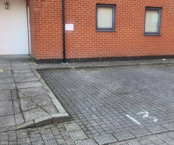 Parking on Montmano Drive, M20