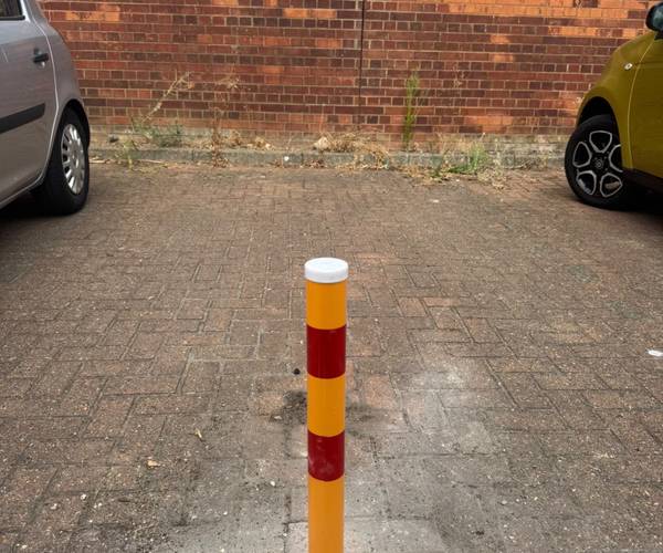 Parking on Lister Close, W3