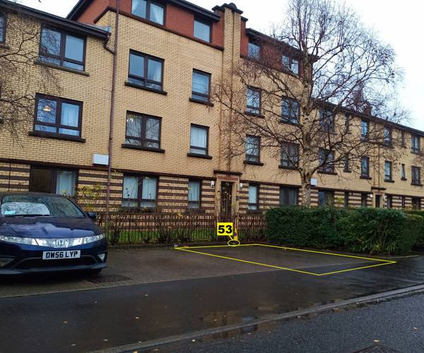 Parking on Maclean Street, G51