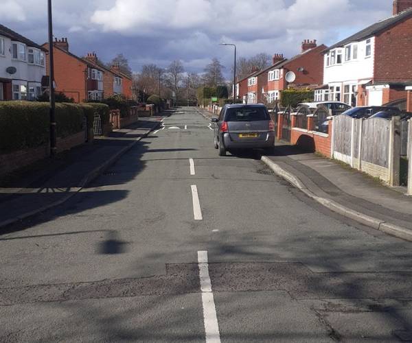 Parking on Byron Road, M32