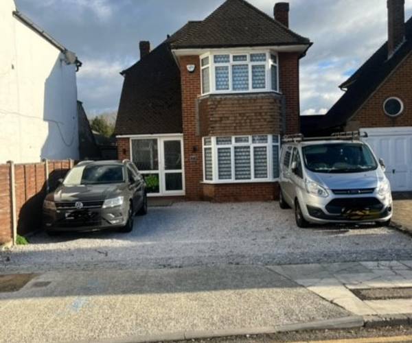 Parking on Long Lane, UB10