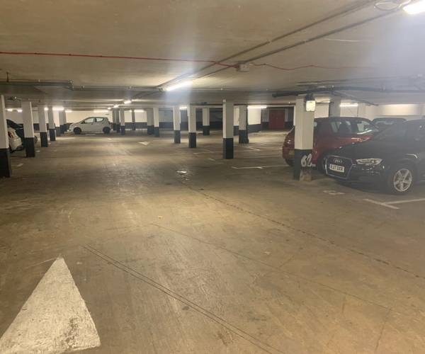 Parking on Mondial Way, UB3