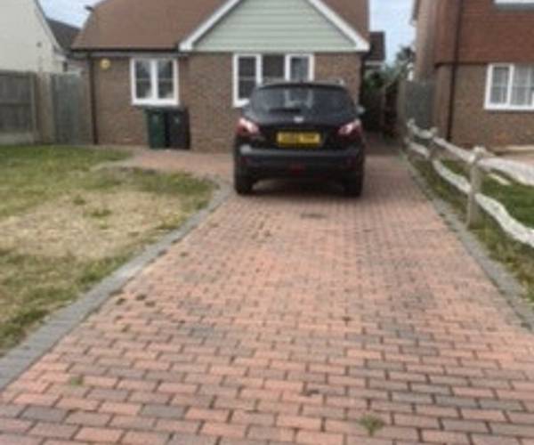 Parking on Peerley Road, PO20