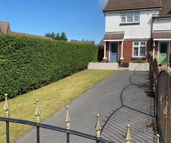 Gleave Crescent, L6