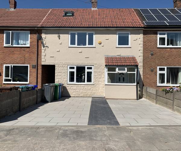 Parking on Thornsgreen Road, M22