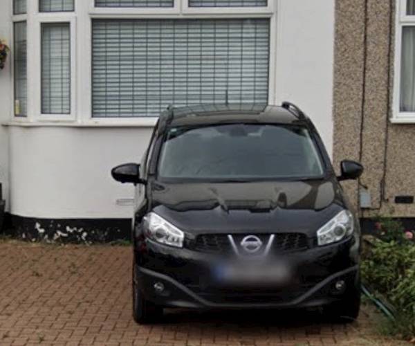 Chestnut Close, N14