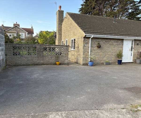 Parking on Quantock Road, BS23