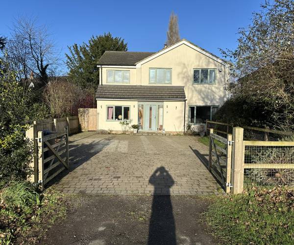Parking on Royston Road, CB22