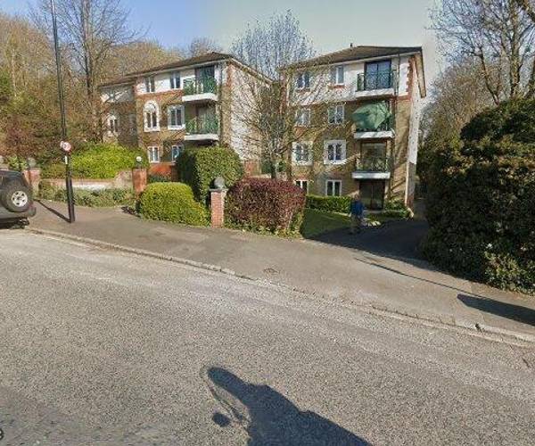 Parking on Haling Park Road, CR2