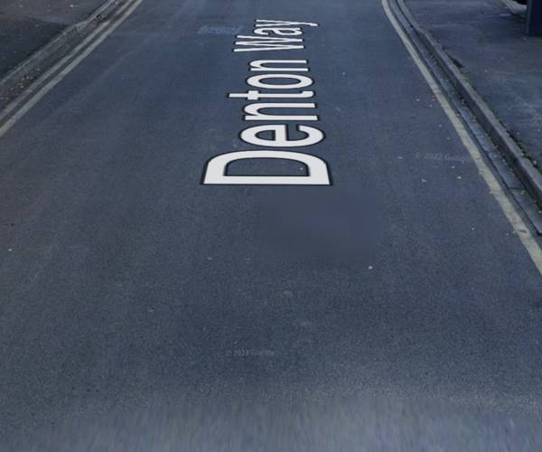 Parking on Denton Way, GU16
