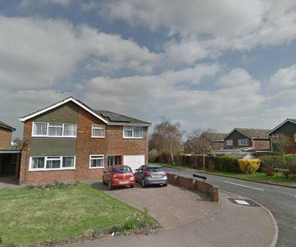Aldwickbury Crescent, AL5