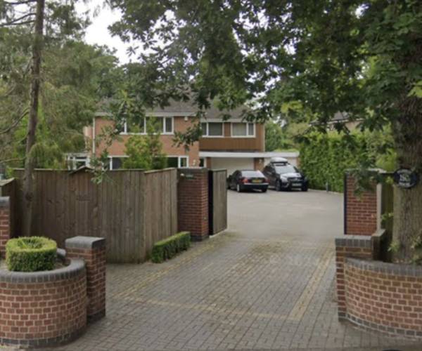 St. Bernards Road, B92