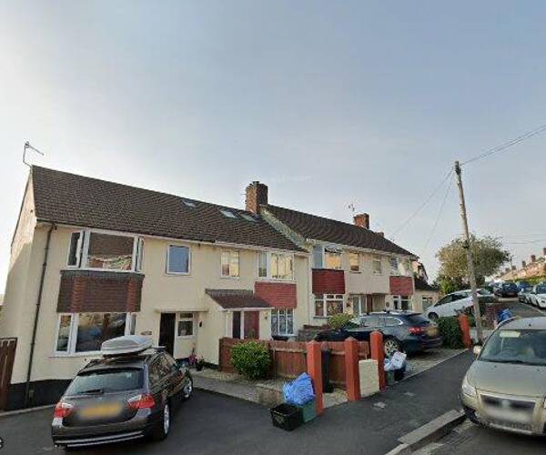 Ilchester Crescent, BS13