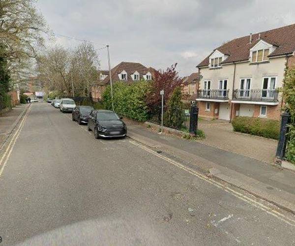 Parking on Cavendish Road, RH1