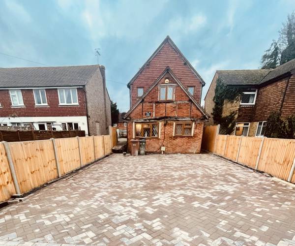 Parking on Horley Row, RH6