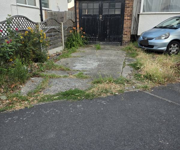 Parking on Sydney Road, SE2