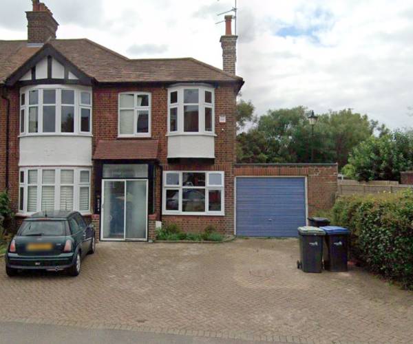 Parking on Parsonage Lane, EN2