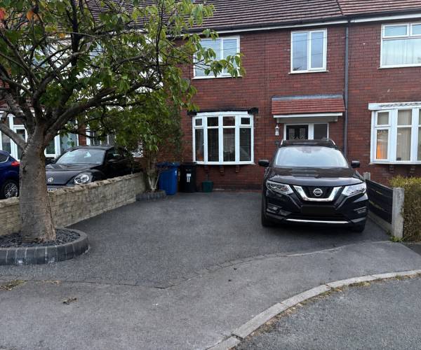 Henbury Street, SK2