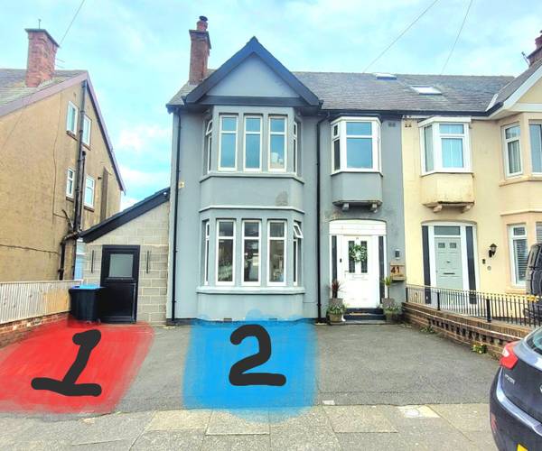Parking on Napier Avenue, FY4