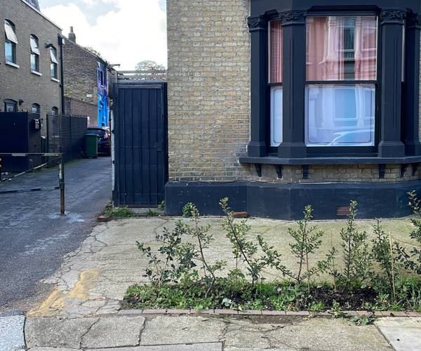 Parking on Sprowston Road, E7