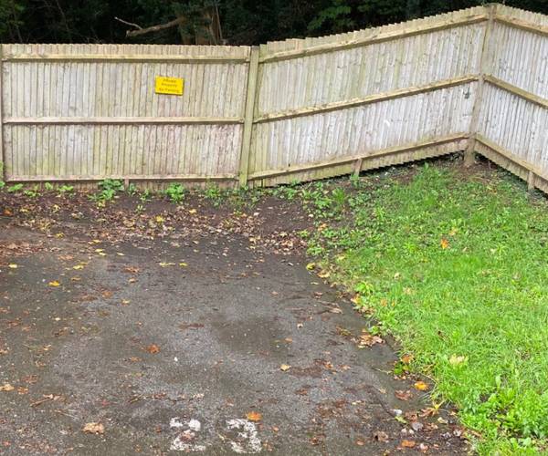 Parking on Stranraer Gardens, SL1