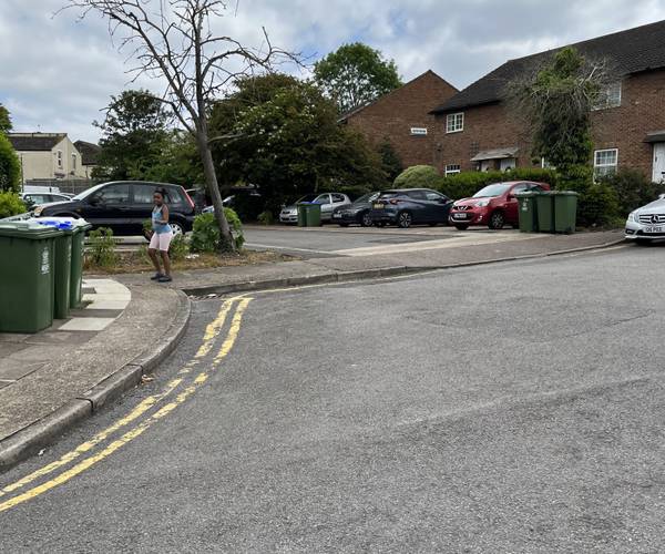 Parking on Manorside Close, No 17, SE2