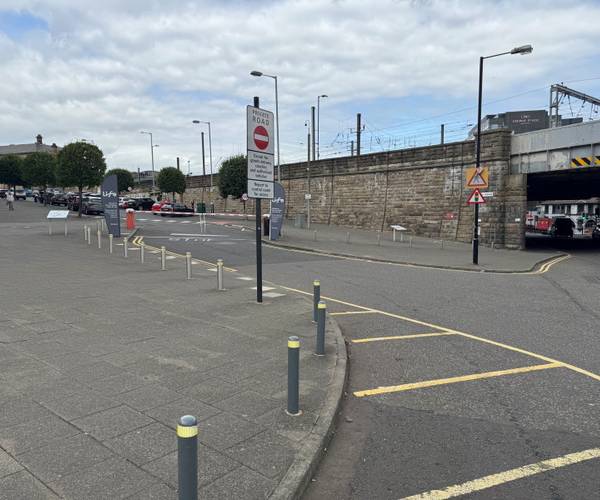 Parking on Scotswood Road, NE1