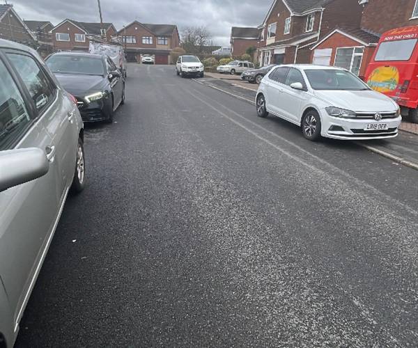 Parking on Kintyre Drive, BL3