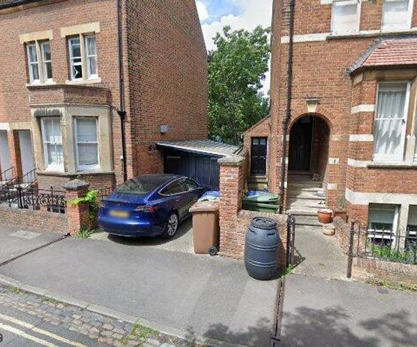 Parking on St. Bernards Road, OX2