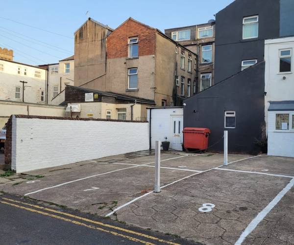 Dean Street, FY4