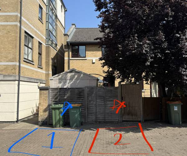 Parking on Britannia Gate, E16