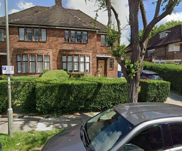 Parking on Brim Hill, N2