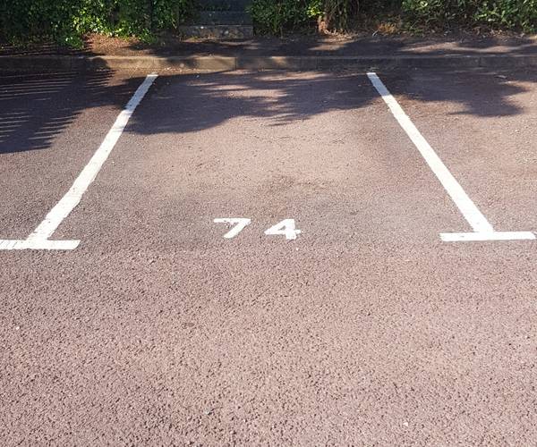 Parking on New Walls, BS4