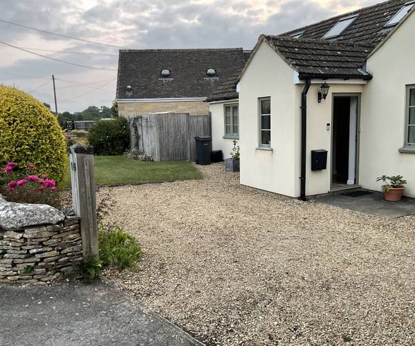 Parking on Longfurlong Lane, GL8