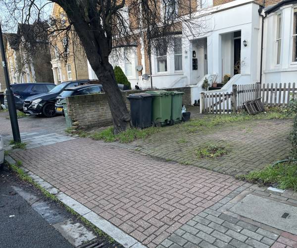 Parking on Gipsy Road, SE27