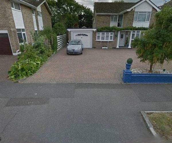 Parking on Willingale Way, SS1