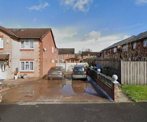 Parking on Sherwood Street, OL1