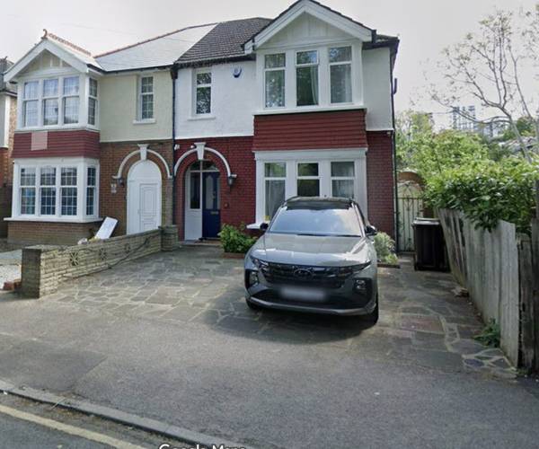 Parking on Manor Lane, SM1