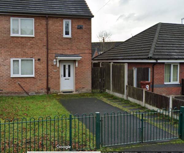 Ardenfield Drive, M22