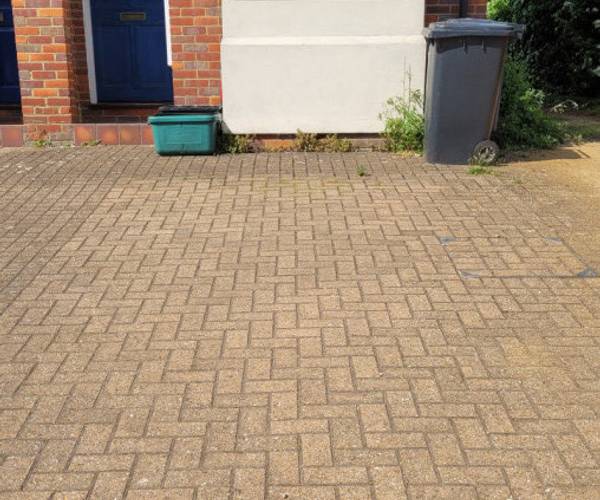 Parking on Gordon Road, HP13