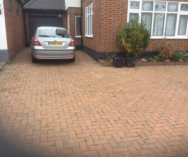 Parking on Southbourne Grove, SS0