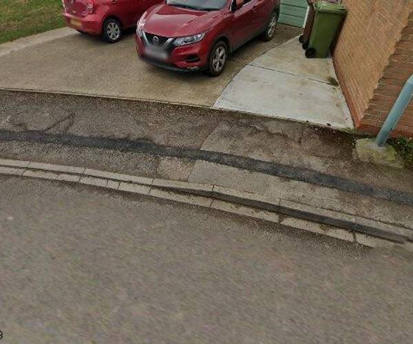 Parking on Apple Orchard, GL52