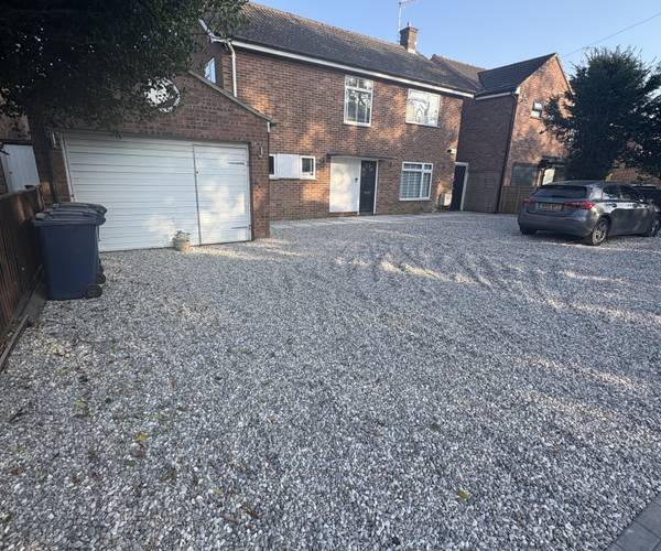 Parking on Hinton Way, CB22