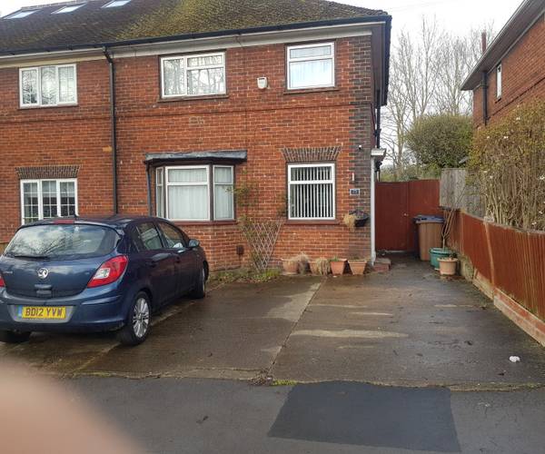 Parking on Morrell Avenue, OX4