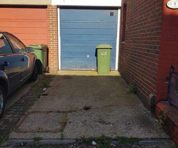 Parking on Williamson Close, SE10