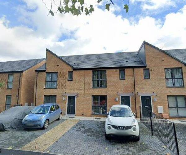 Parking on Abbey Meadows, LE4