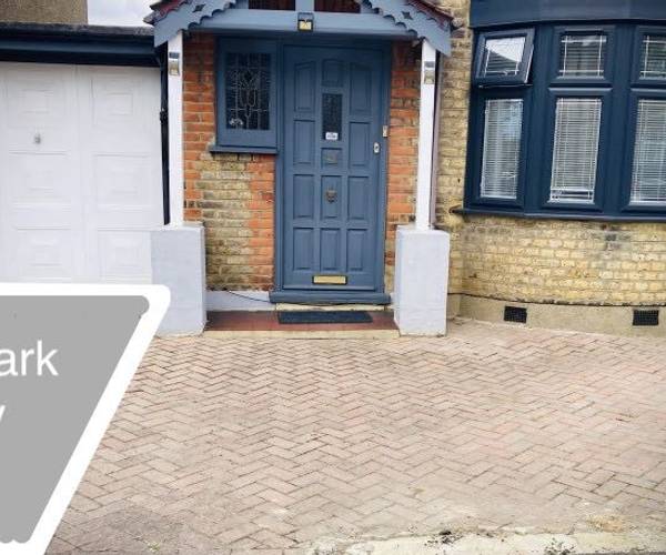 Parking on Mayesford Road, RM6
