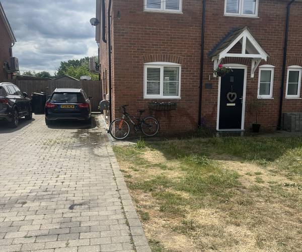 Parking on School Lane, CM22